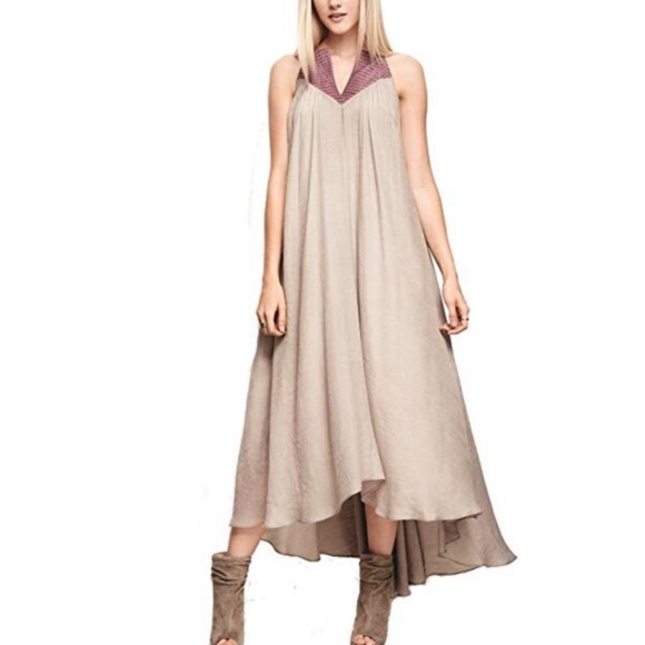 Amadi Ranea Dress - Picture 2 of 5